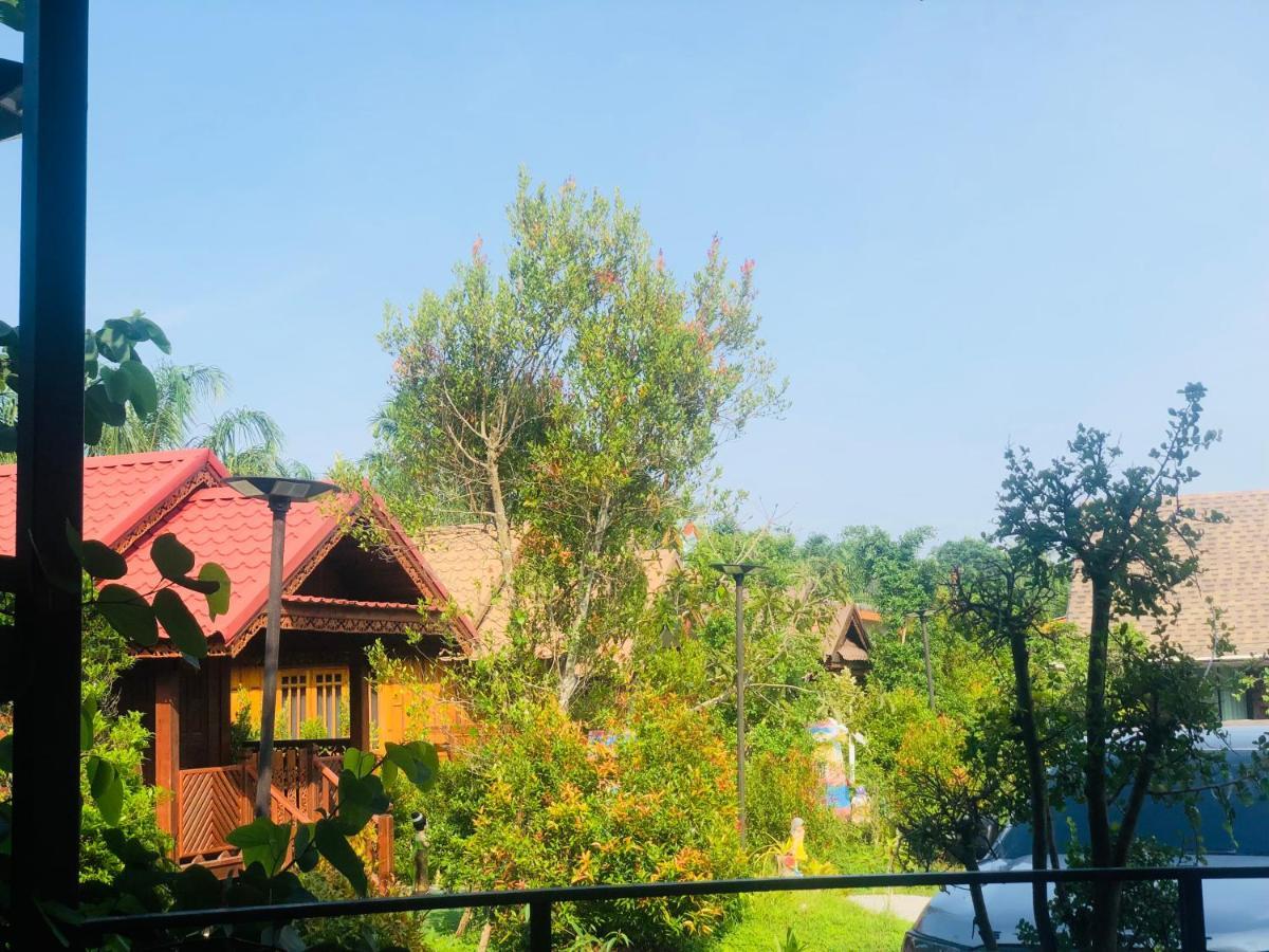 Kob Suk Resort K7 , K10 Sichon Exteriér fotografie